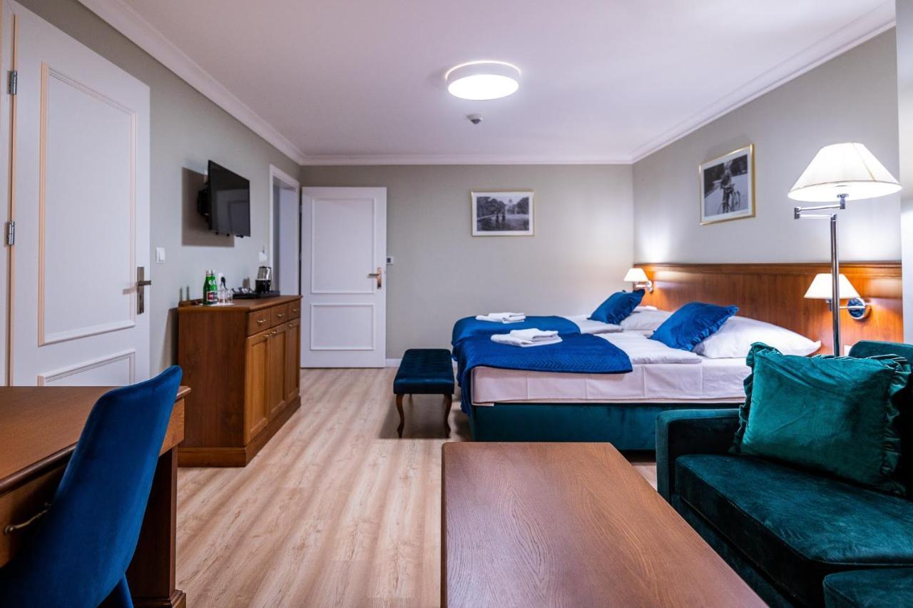 Ksiaz Hotel 3*