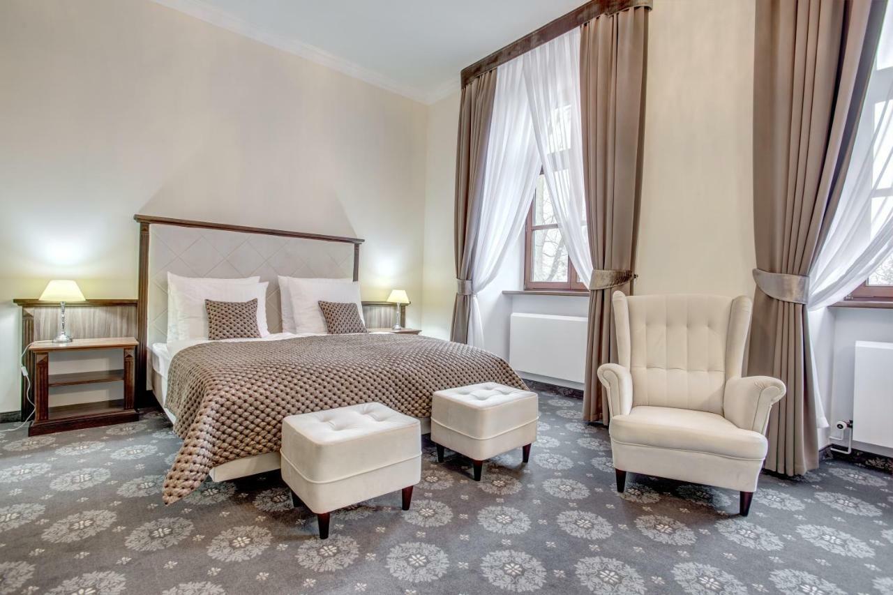 Ksiaz Hotell 3*