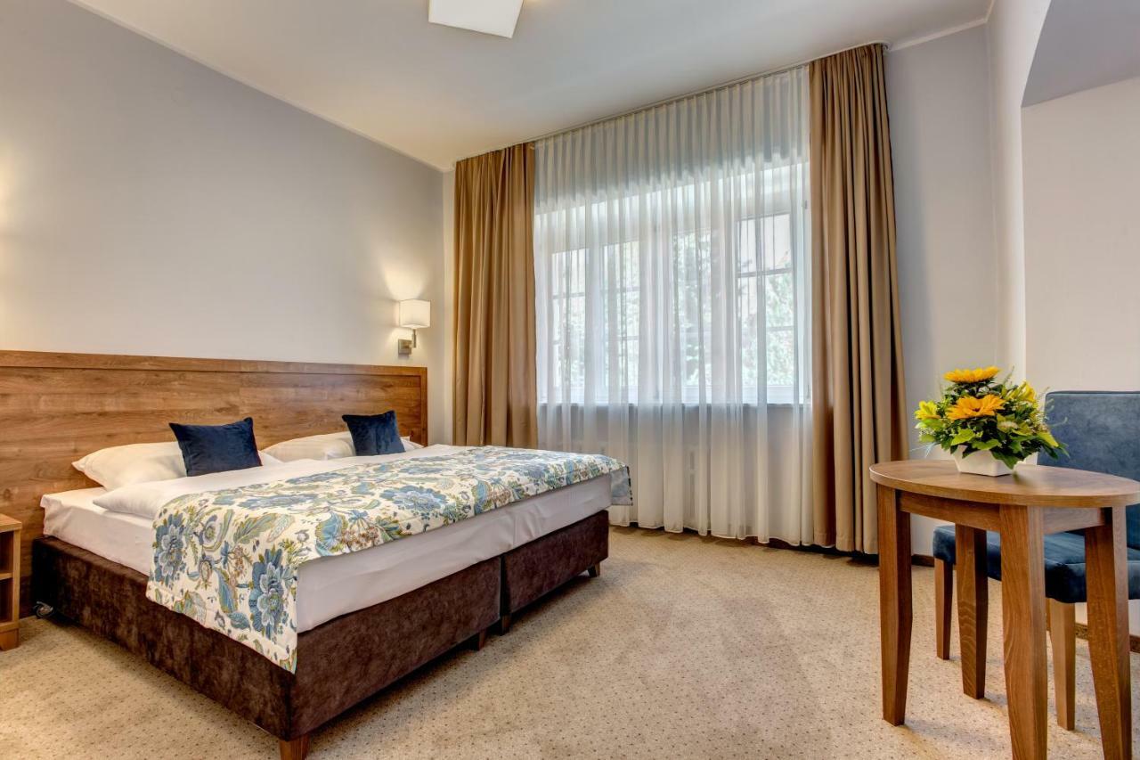 Hotell Ksiaz 3*